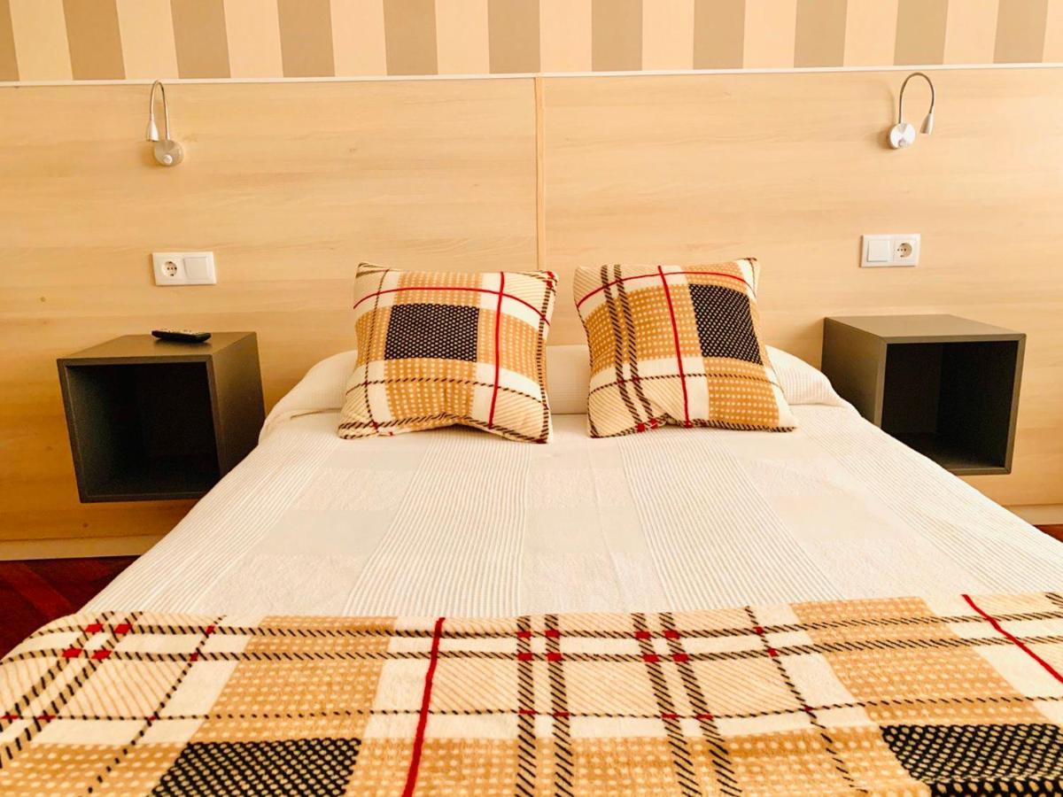 Family & Groups Space, Santiago Center - No Kitchen Сантьяго-де-Компостела Экстерьер фото